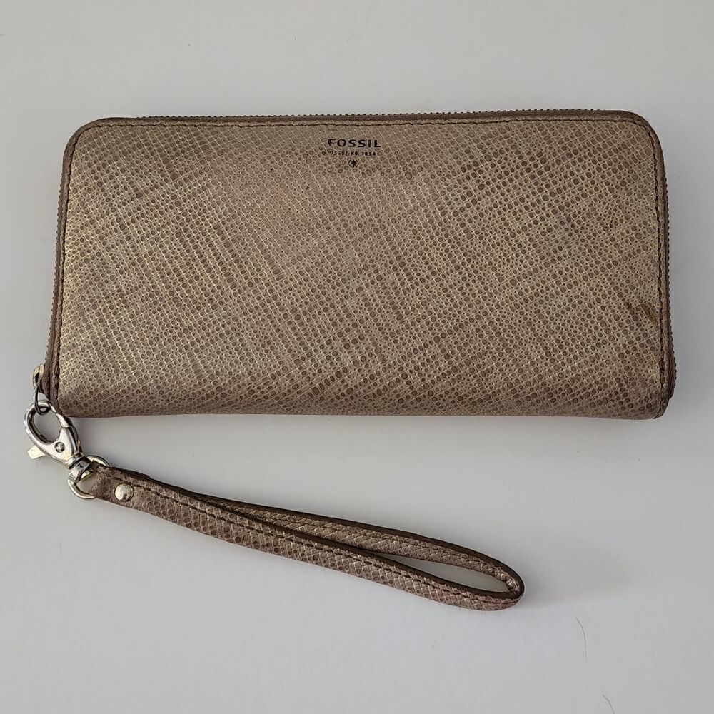 Fossil Sydney Clutch Wallet Rose Gold Leather Zip Around